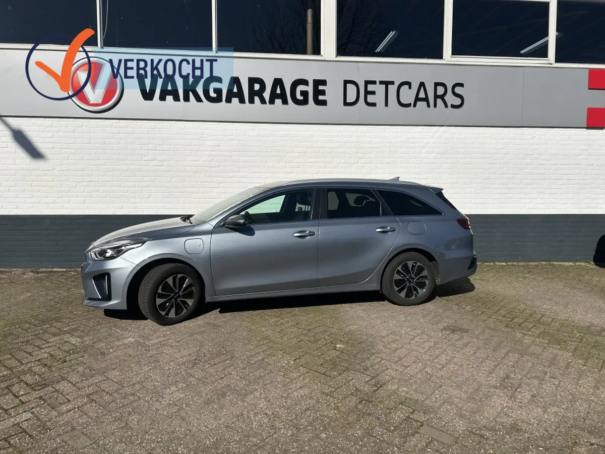 Kia Ceed (2021) — foto 1