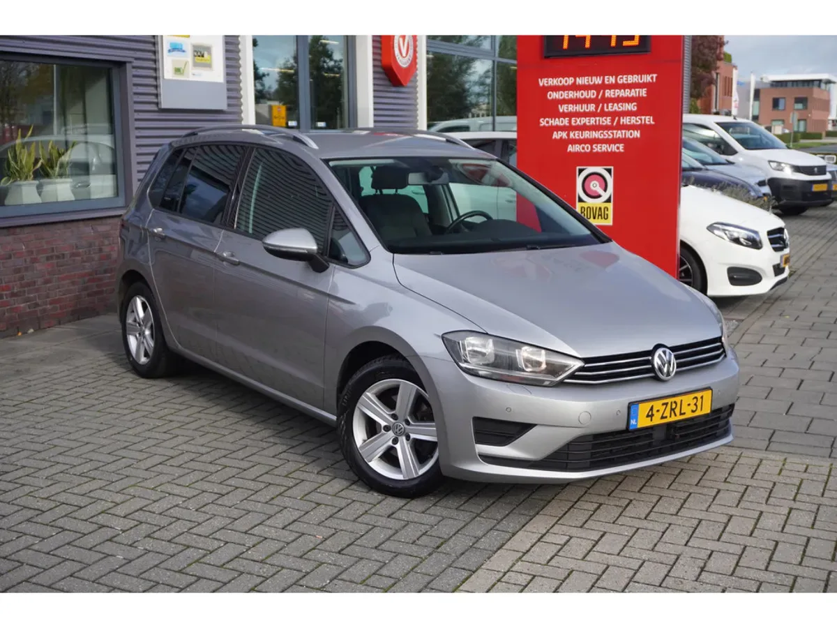 Volkswagen Golf Sportsvan (2014) — foto 1
