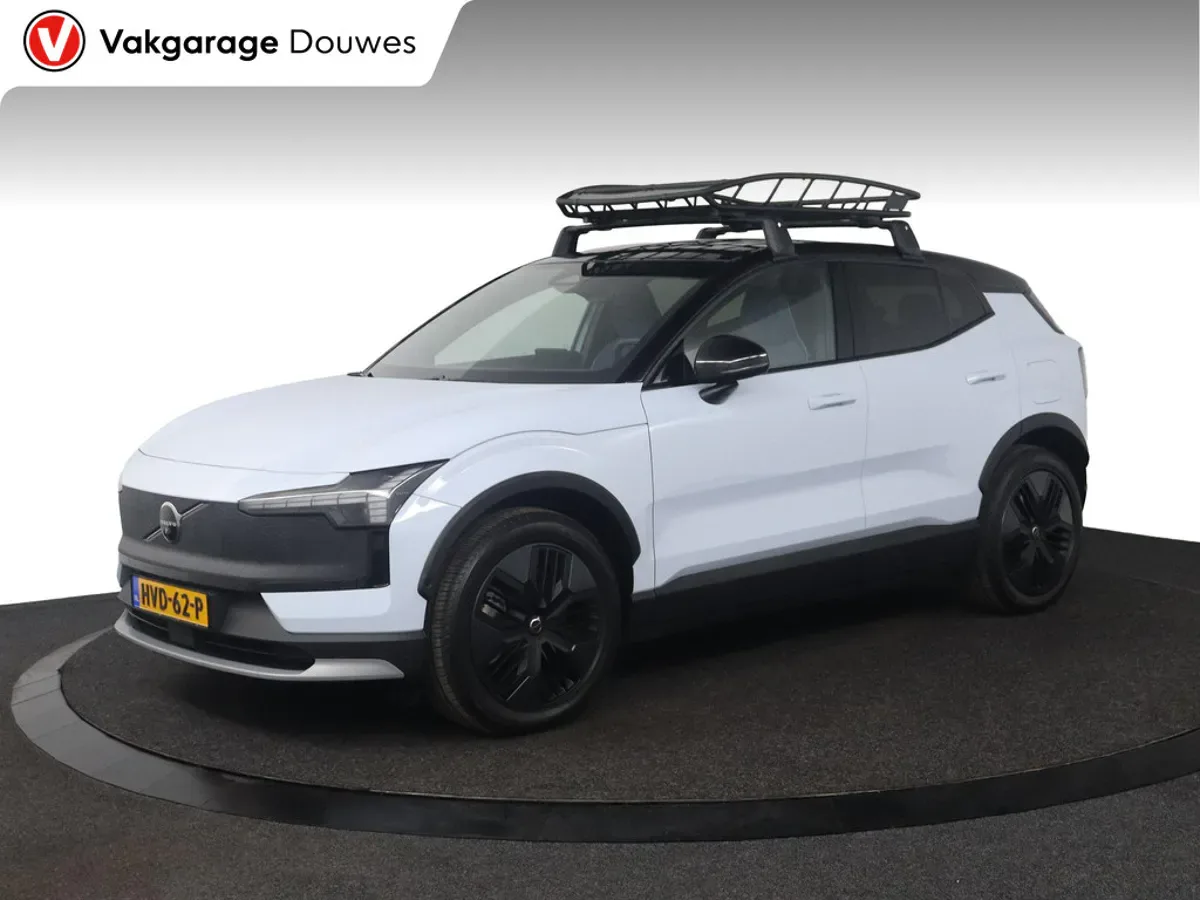 Volvo EX30 Cross Country (2025) — foto 1