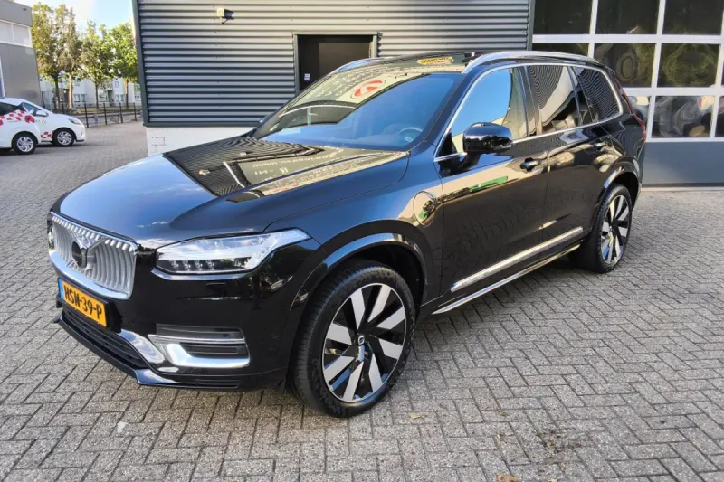 Volvo XC90 (2024)