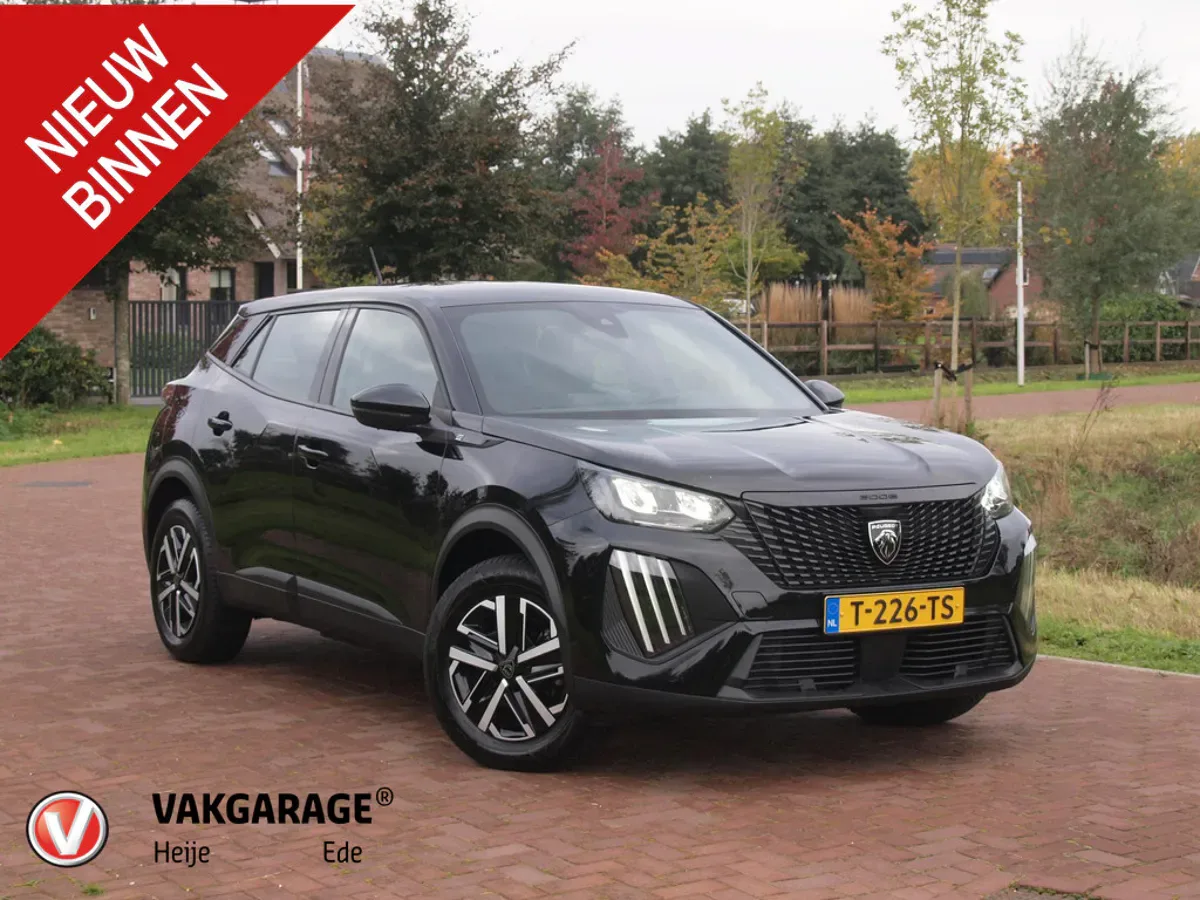 Peugeot e-2008 (2023) — foto 1