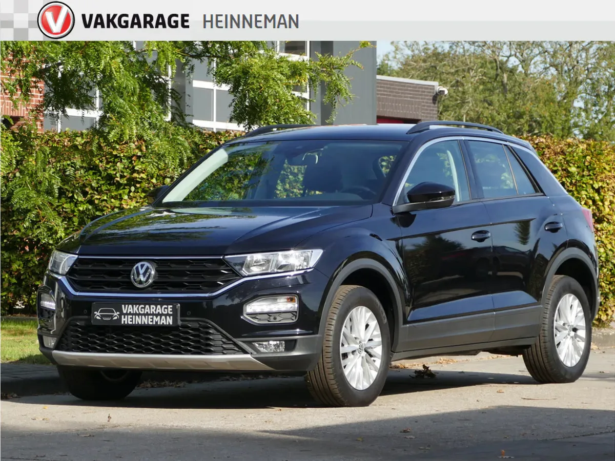 Volkswagen T-Roc (2020) — foto 1