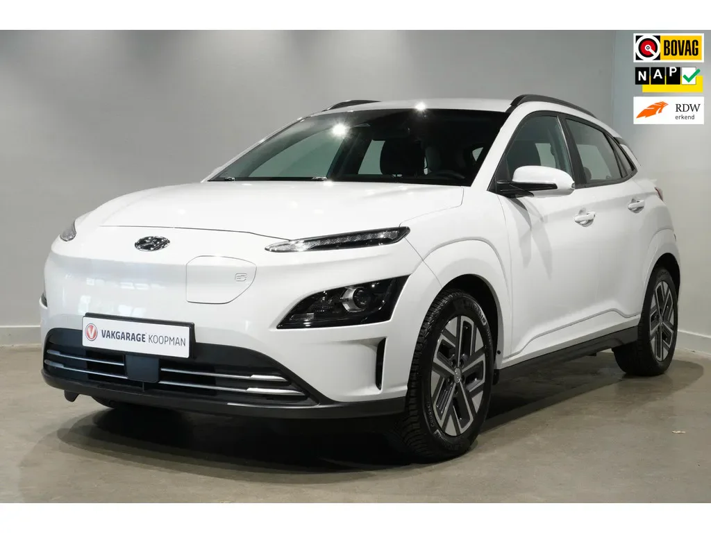 Hyundai Kona (2022) — foto 1