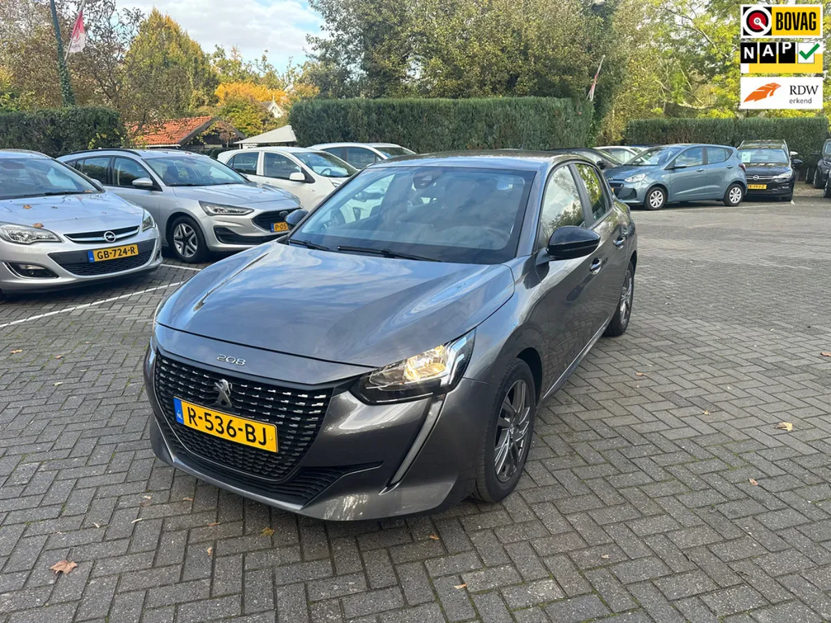 Peugeot 208 (2022) — foto 1
