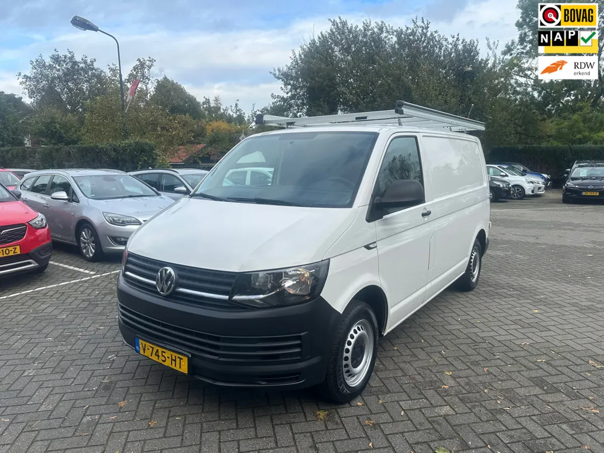 Volkswagen Transporter (2017) — foto 1