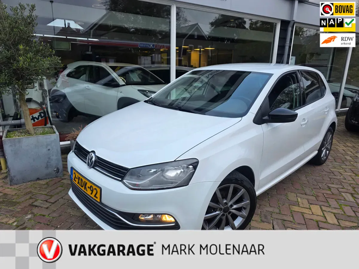 Volkswagen Polo (2014) — foto 1