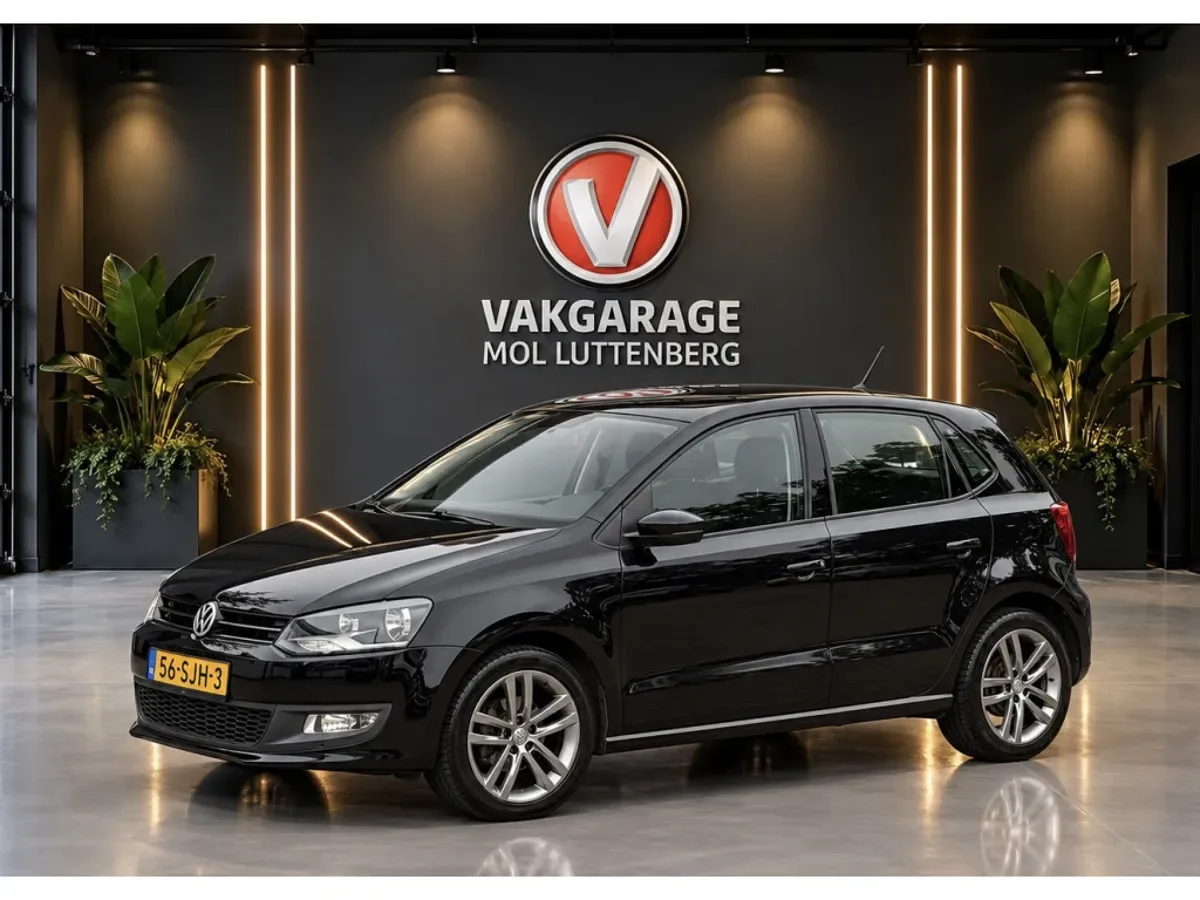 Volkswagen Polo (2012) — foto 1