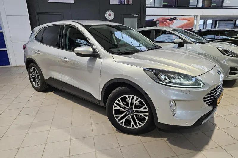 Ford Kuga (2021)