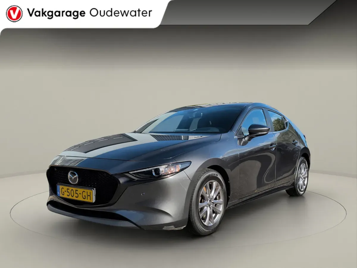 Mazda 3 (2019) — foto 1