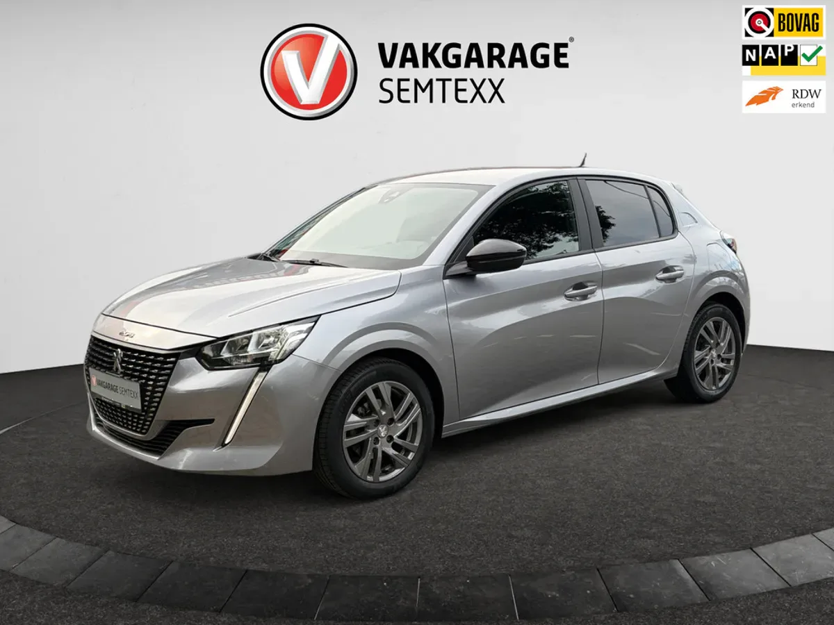 Peugeot 208 (2022) — foto 1
