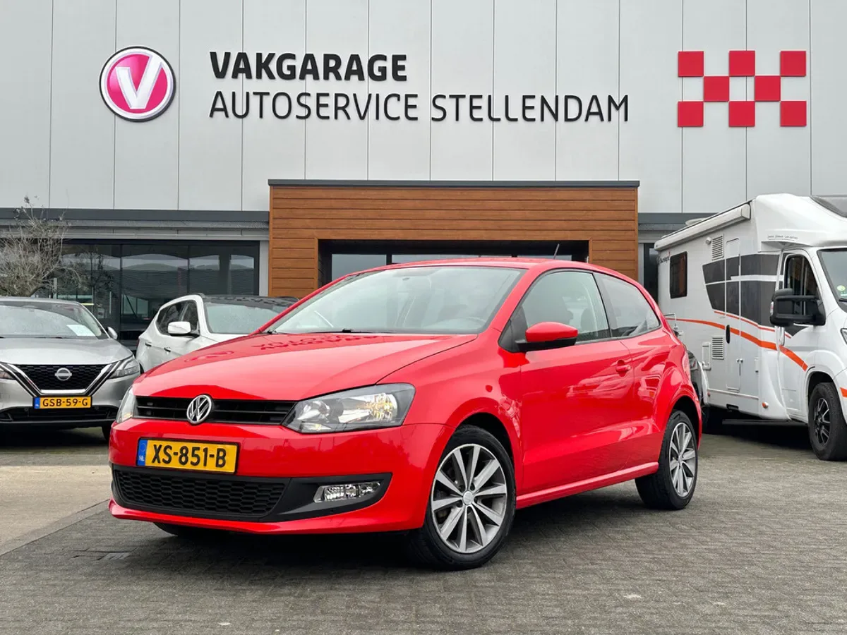 Volkswagen Polo (2014) — foto 1