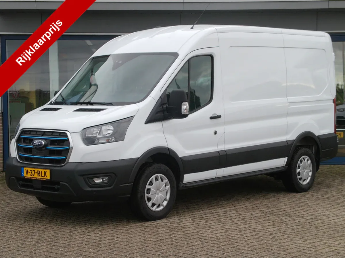 Ford E-Transit (2024) — foto 1