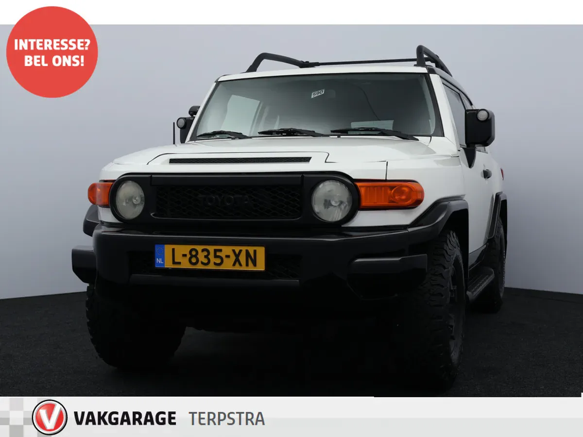 Toyota FJ Cruiser (2008) — foto 1