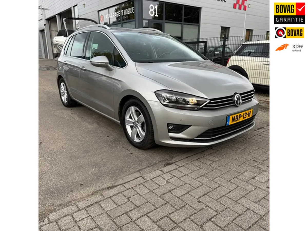 Volkswagen Golf Sportsvan (2017) — foto 1