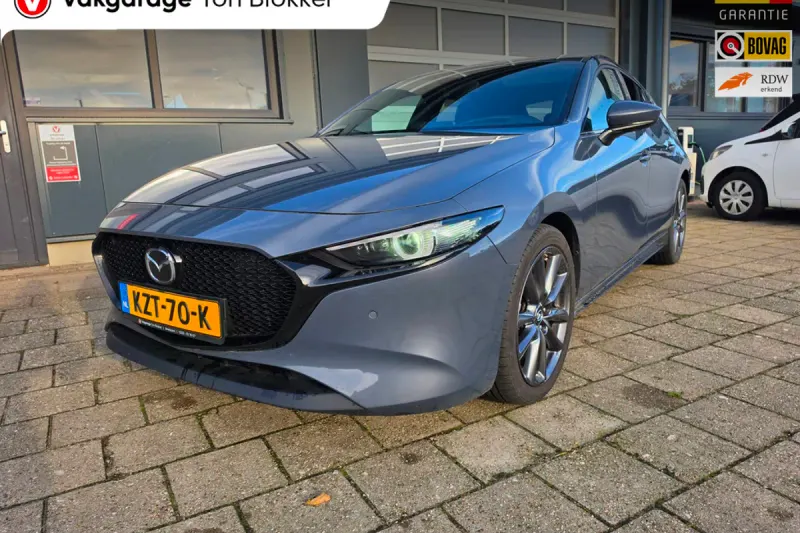 Mazda 3 (2025)