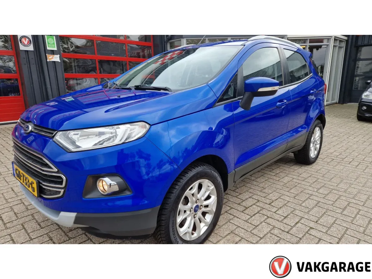 Ford EcoSport (2015) — foto 1