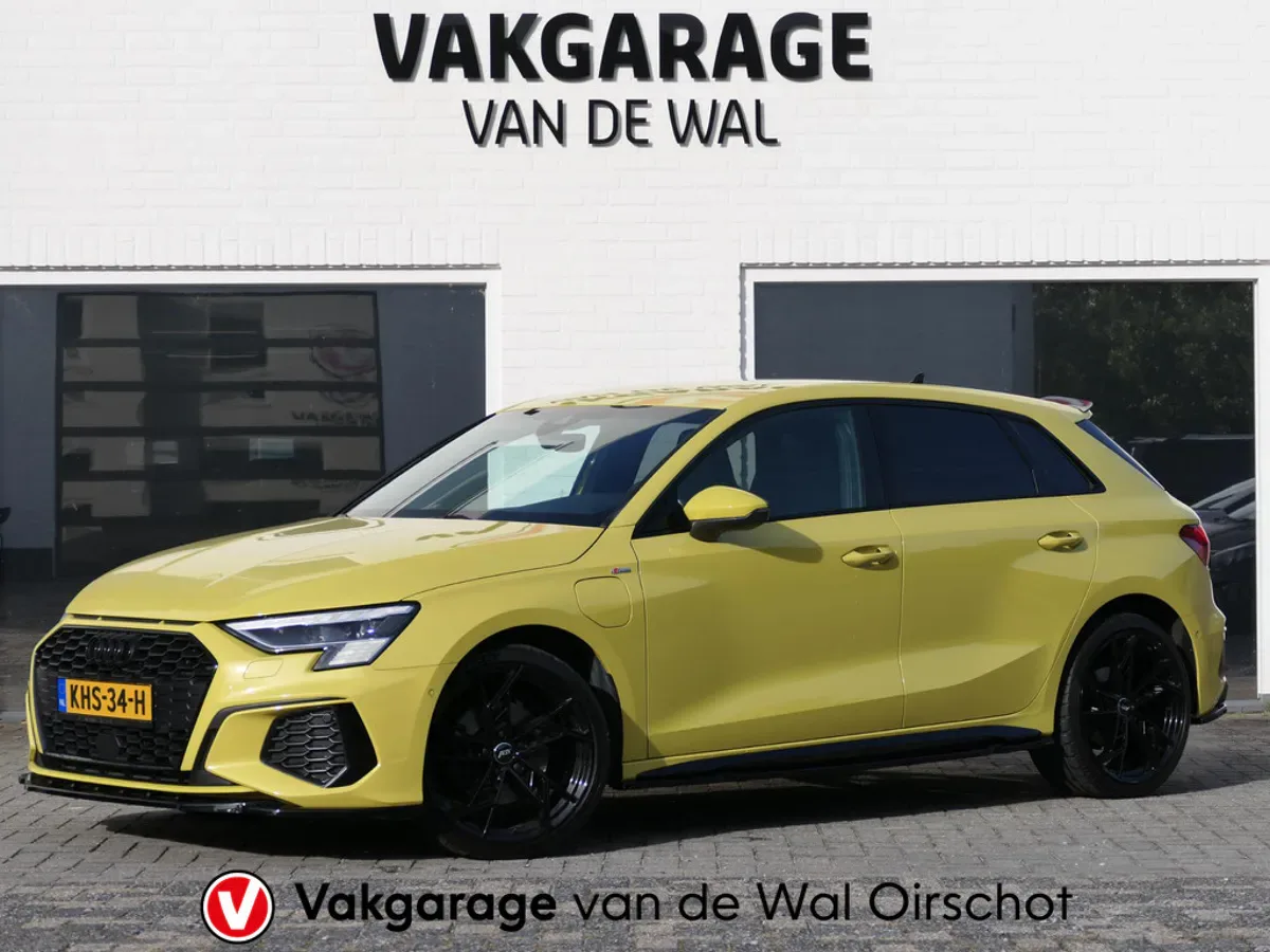 Audi A3 (2023) — foto 1