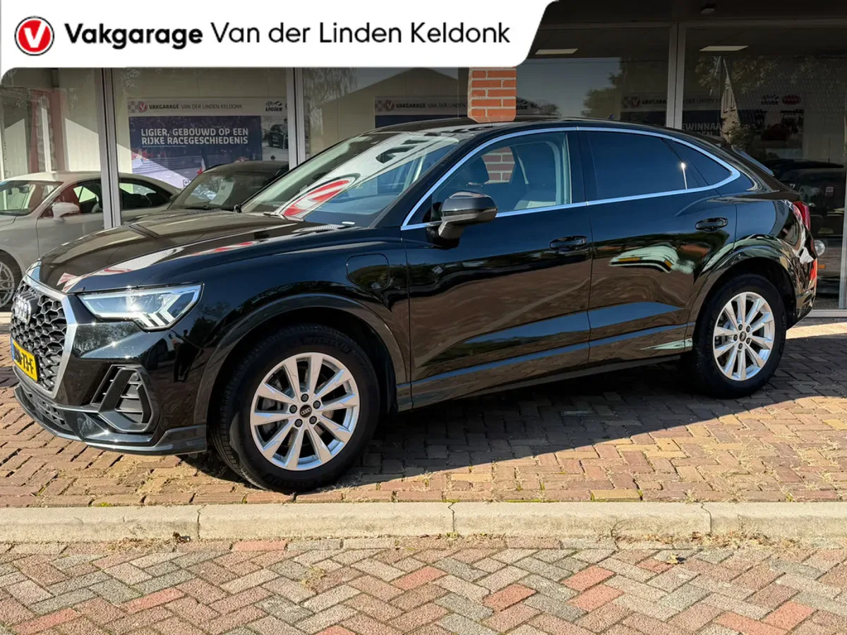 Audi Q3 Sportback (2022) — foto 1