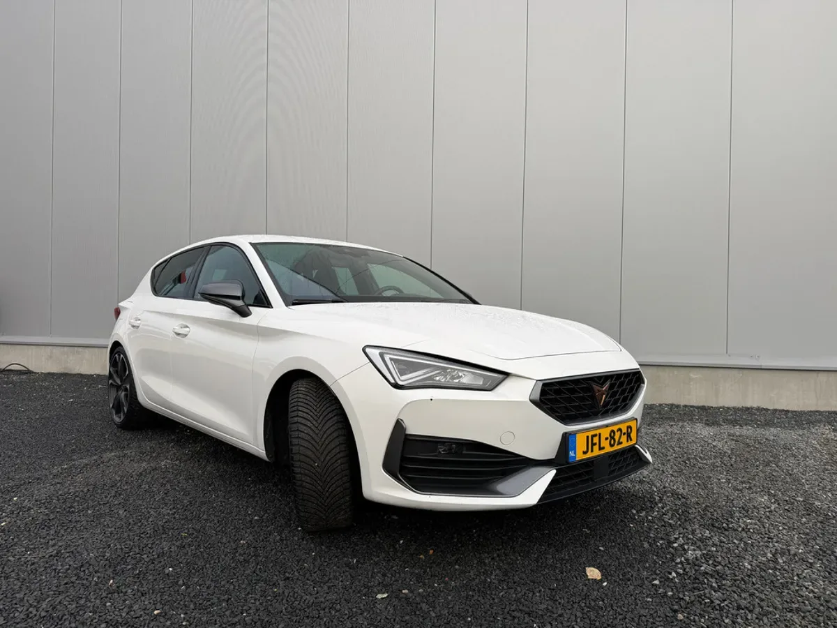 CUPRA Leon (2021) — foto 1
