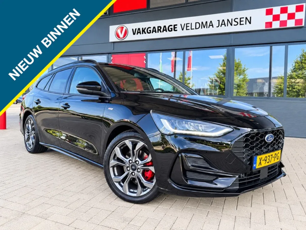 Ford Focus (2023) — foto 1
