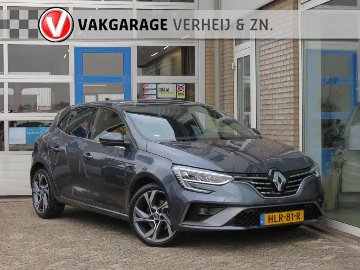 Renault Mégane (2023) — foto 1