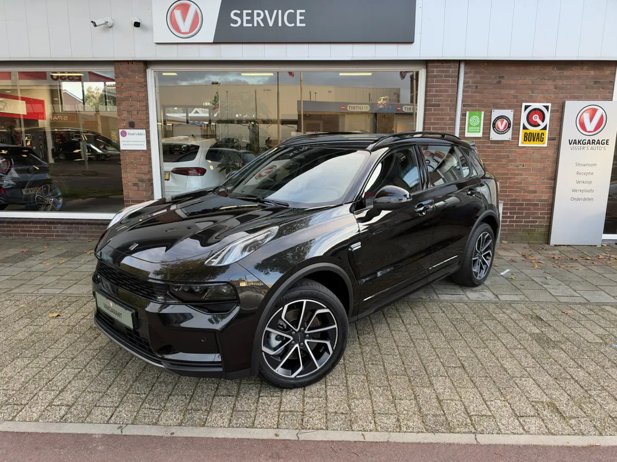 Lynk & Co 01 (2025) — foto 1