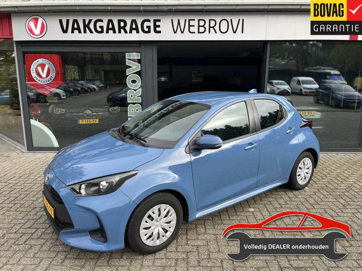 Toyota Yaris (2021) — foto 1