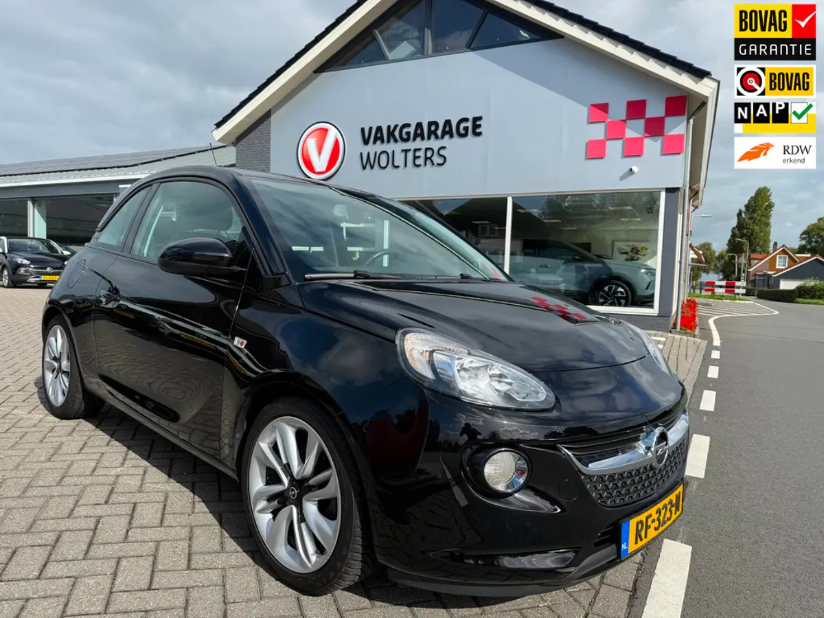 Opel Adam (2017) — foto 1
