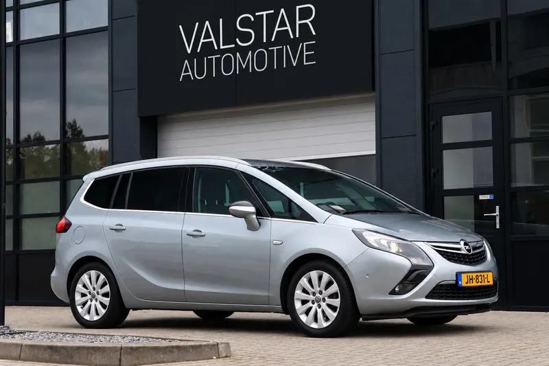 Opel Zafira (2015)