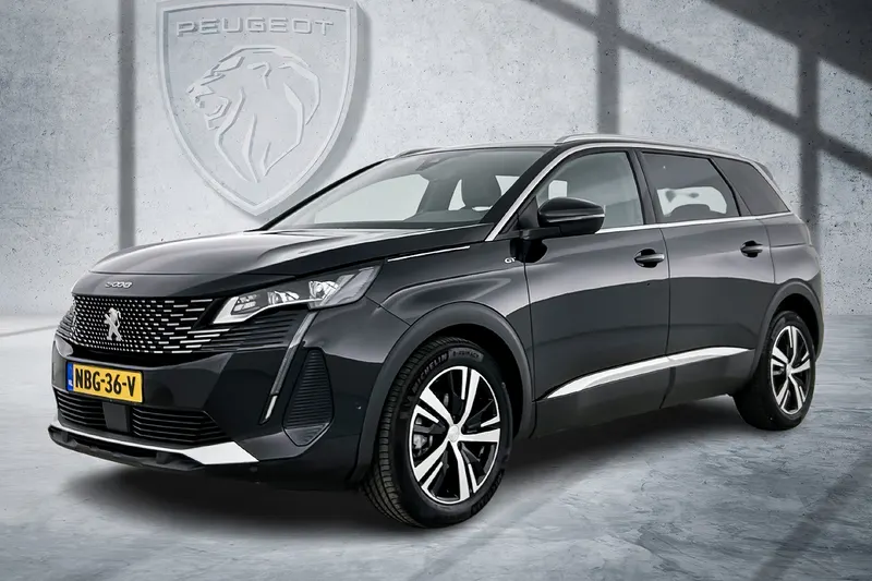 Peugeot 5008 (2024)