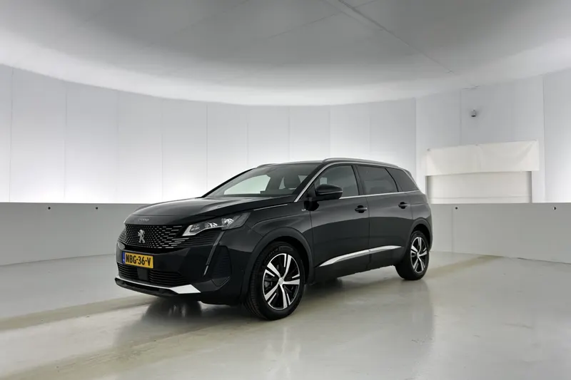 Peugeot 5008 (2024)
