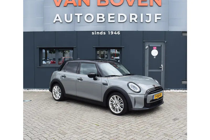 MINI Cooper (2022)