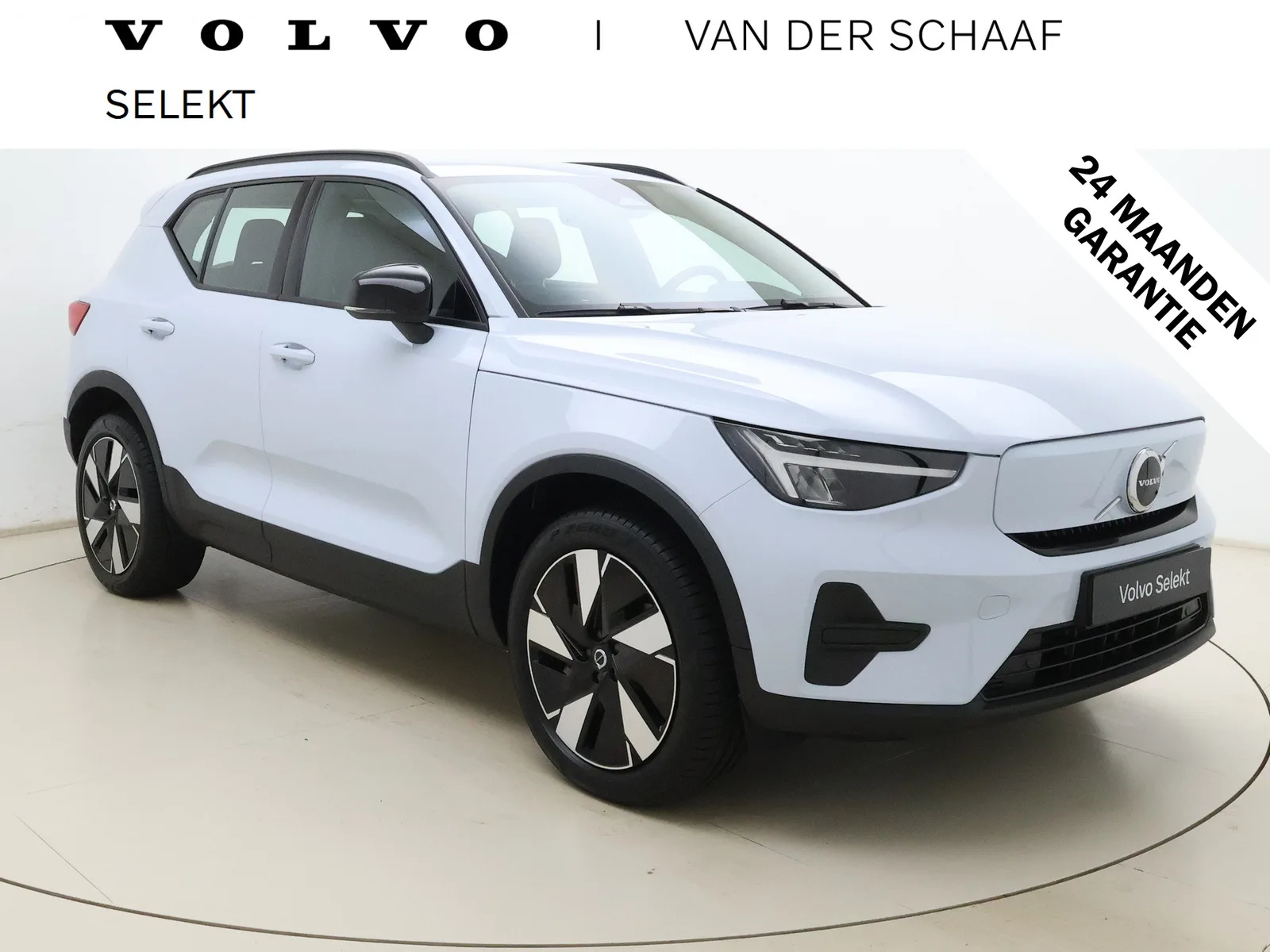 Volvo EX40 (2025) — foto 1