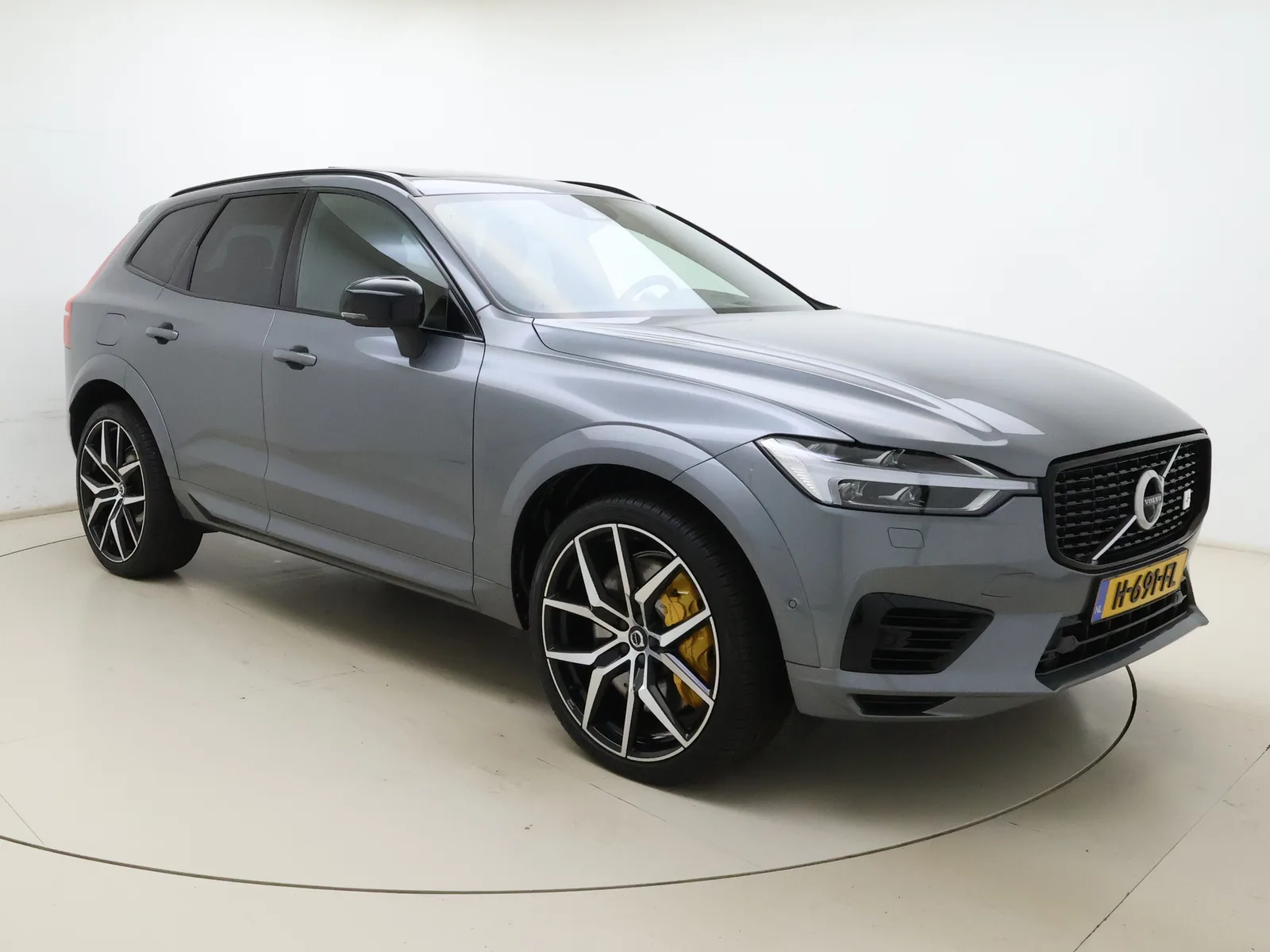 Volvo XC60 (2020) — foto 1