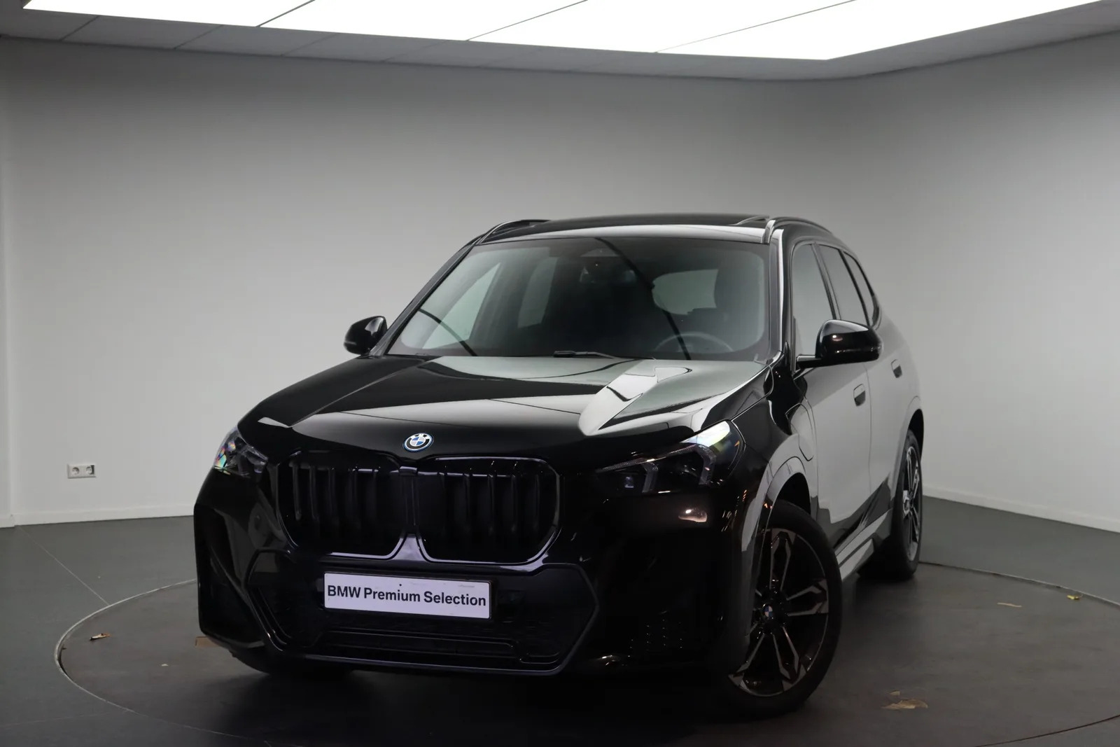 BMW X1 (2025) — foto 1