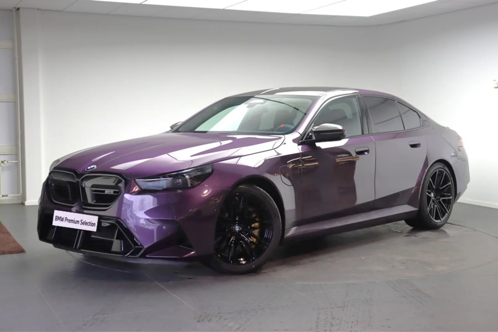 BMW M5 (2026) — foto 1