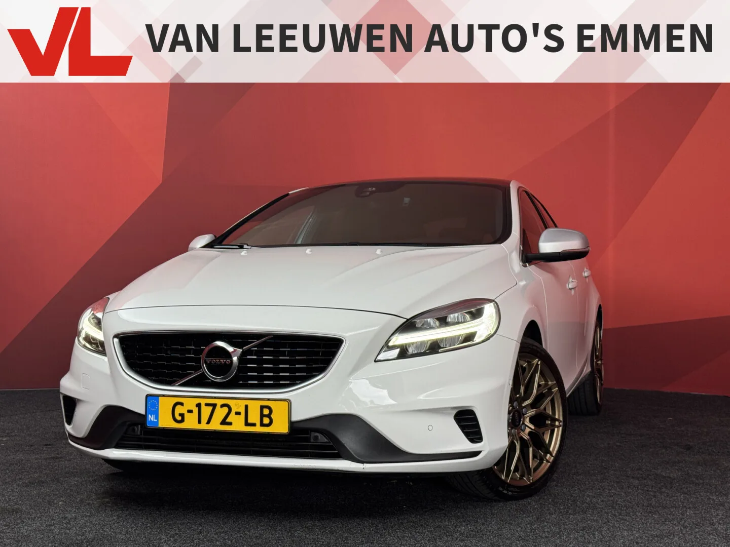 Volvo V40 (2019) — foto 1