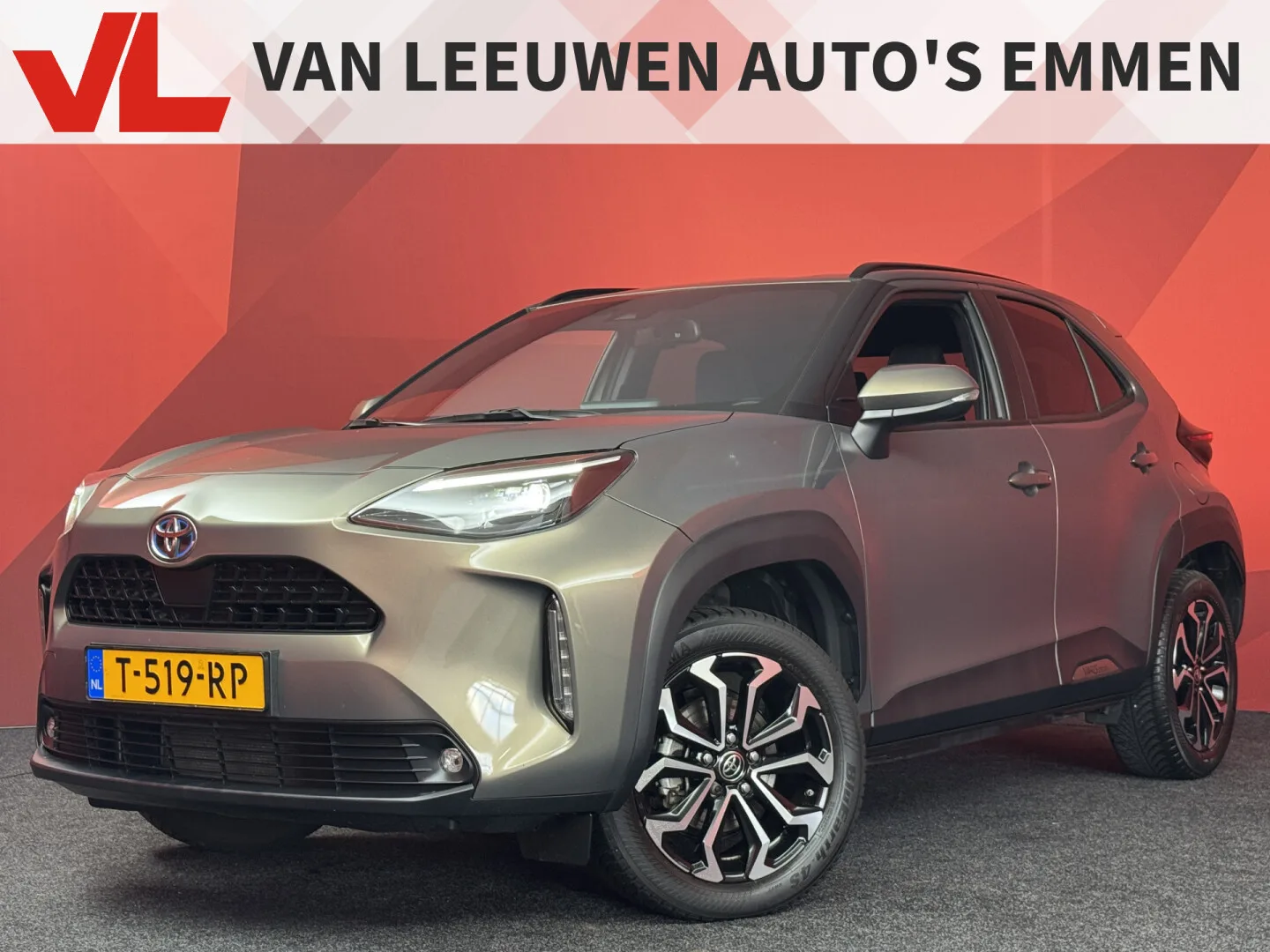 Toyota Yaris (2023) — foto 1