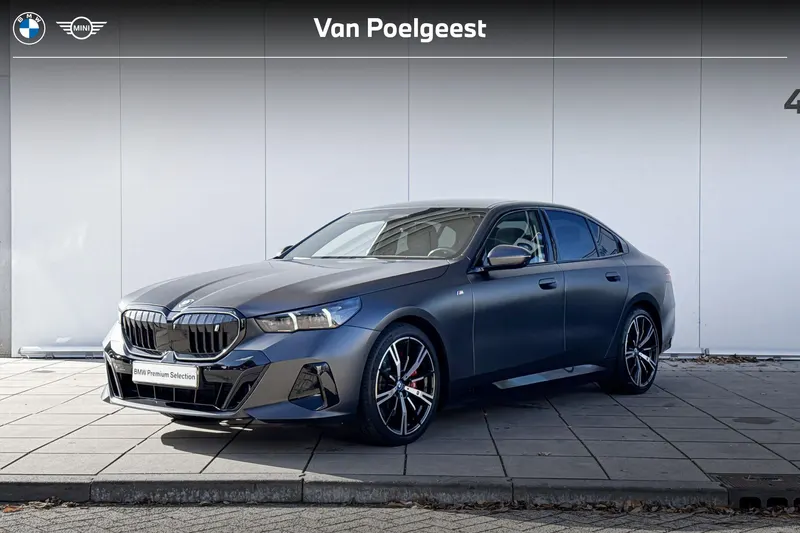 BMW i5 (2024)