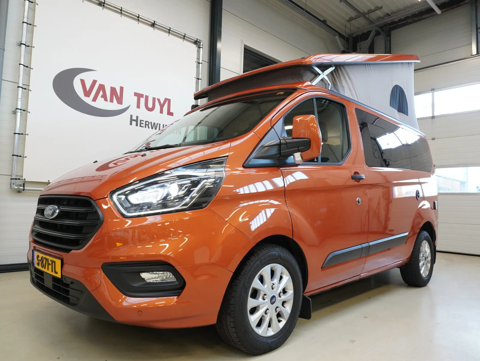 Ford Nugget (2020) — foto 1