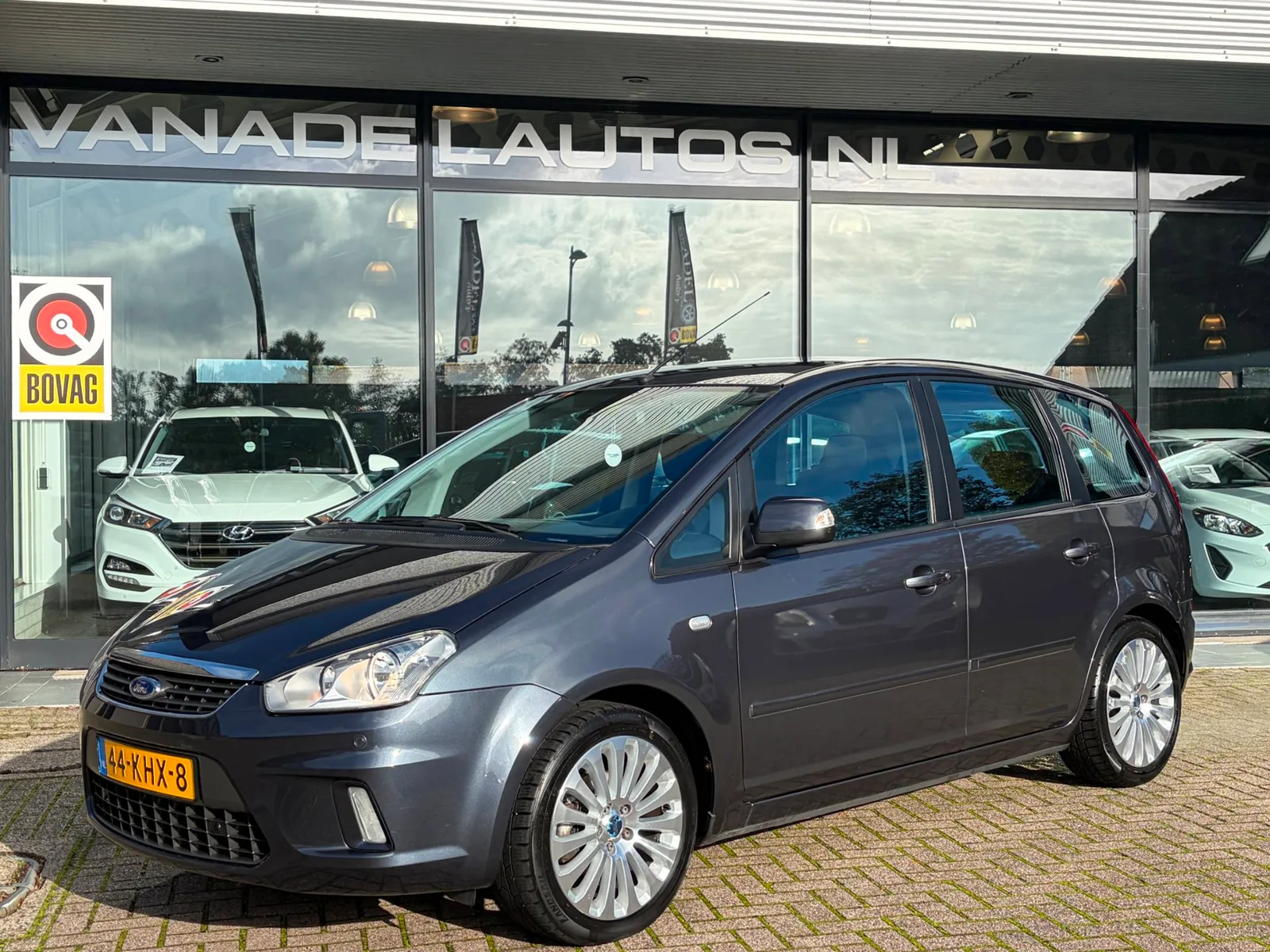 Ford C-Max (2009) — foto 1