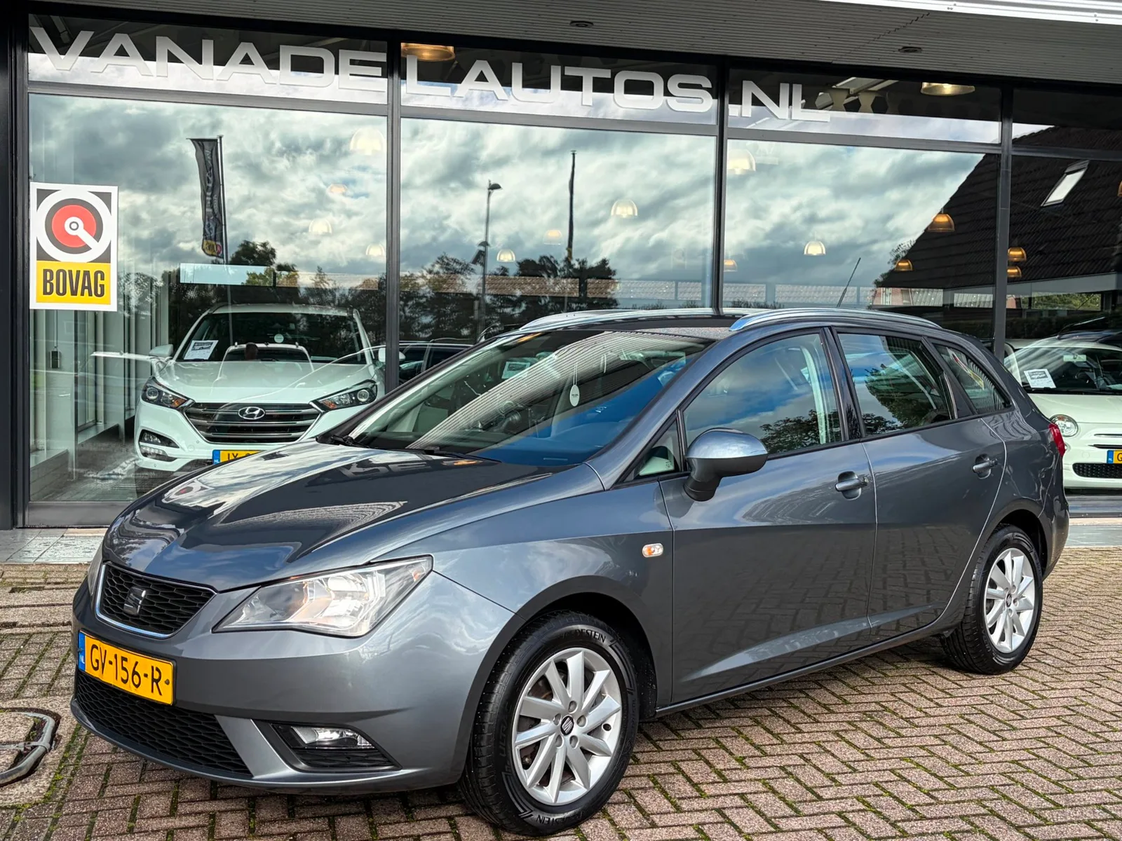 SEAT Ibiza (2015) — foto 1