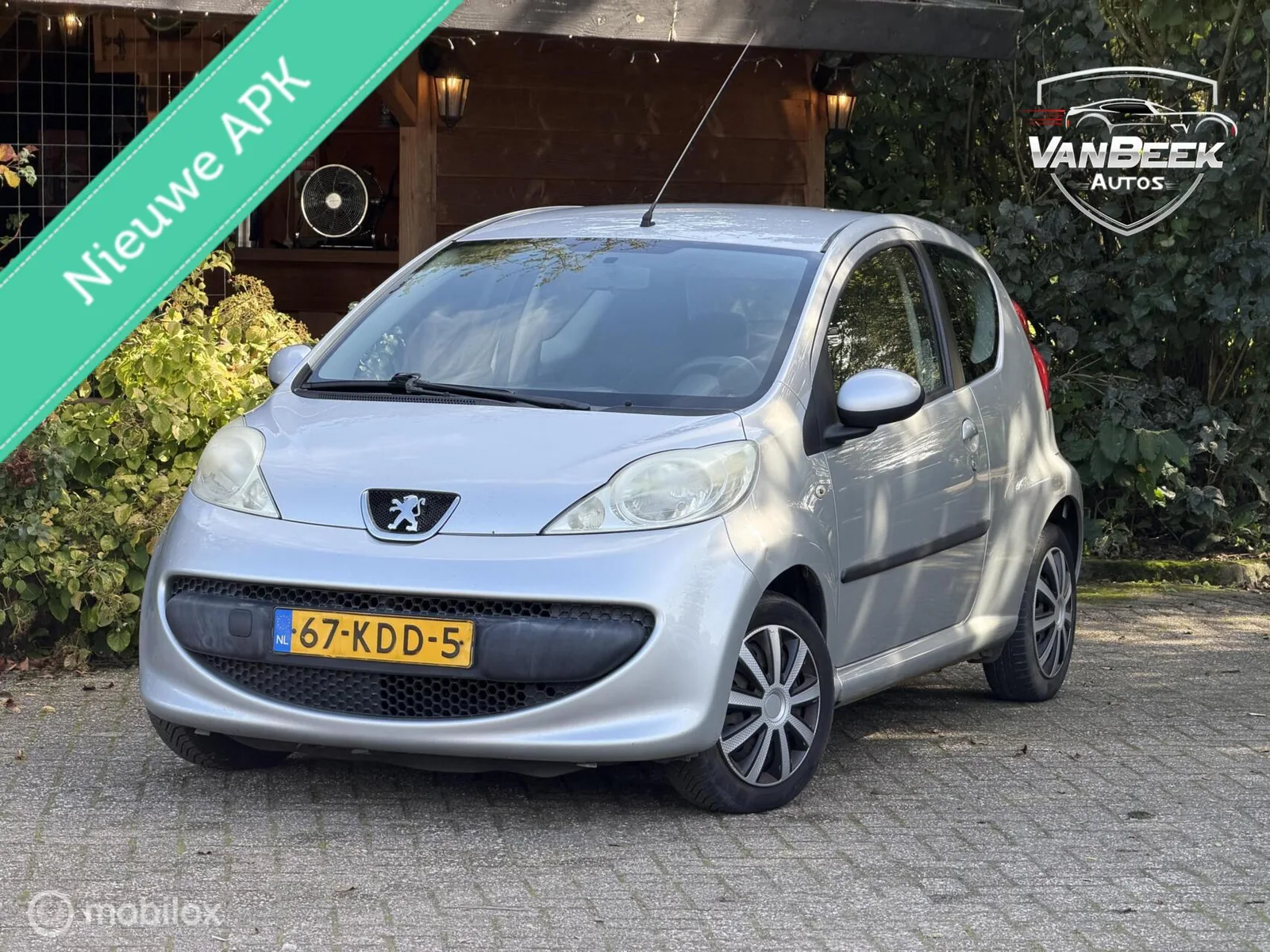 Peugeot 107 (2007) — foto 1