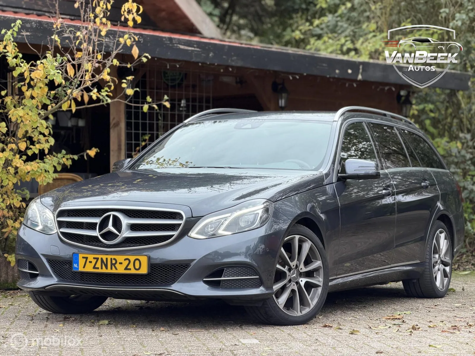Mercedes-Benz E-Klasse (2013) — foto 1