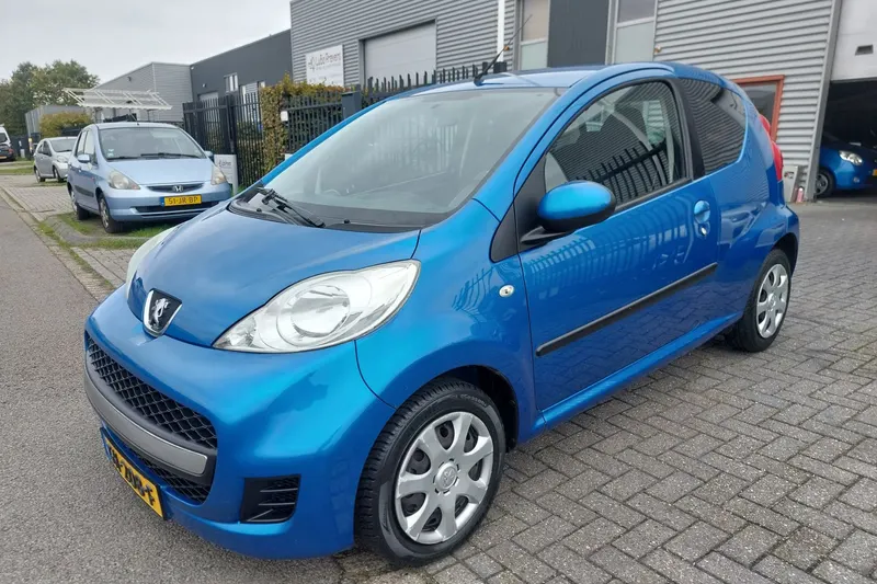 Peugeot 107 (2009)