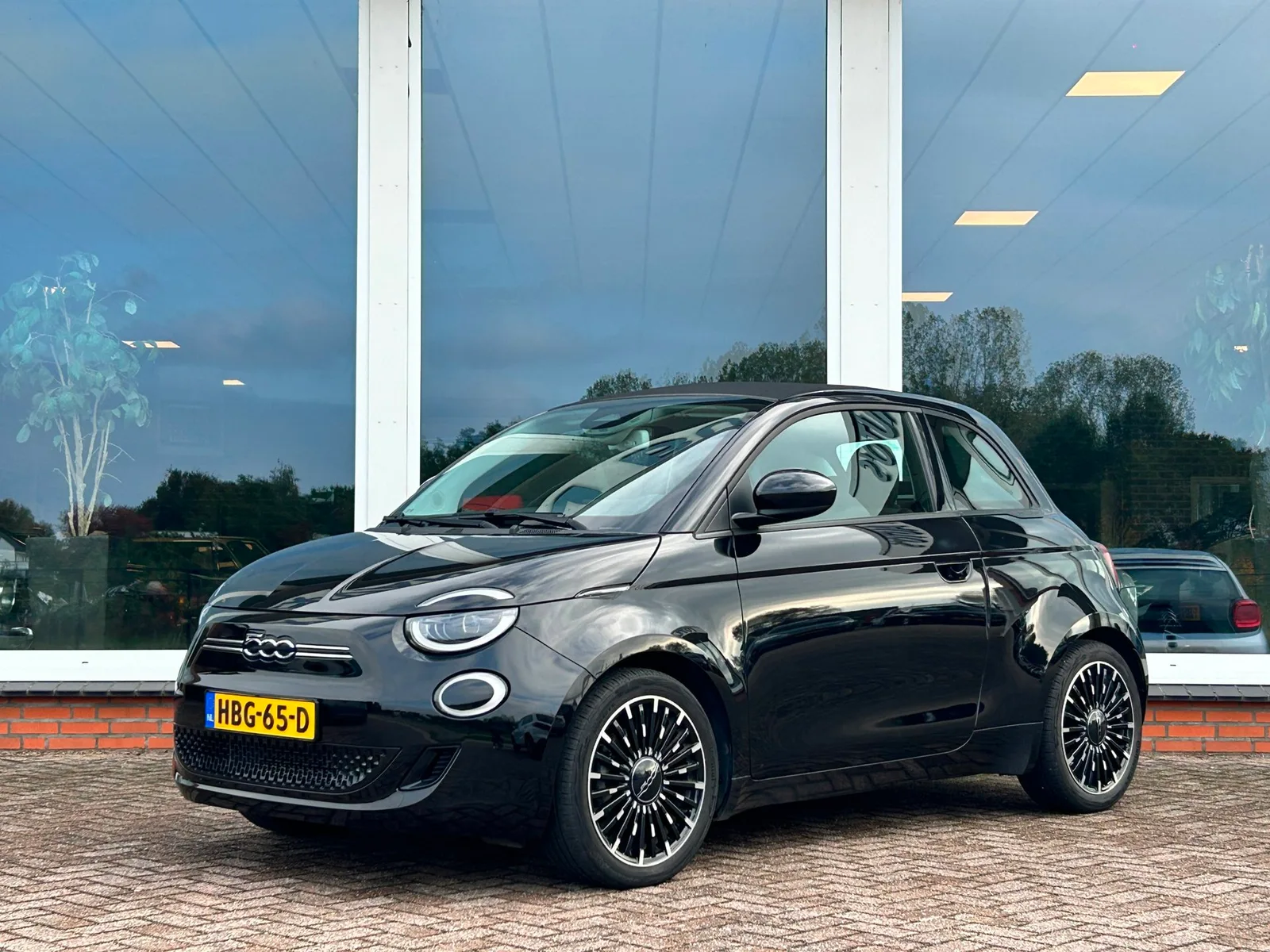 Fiat 500C (2022) — foto 1