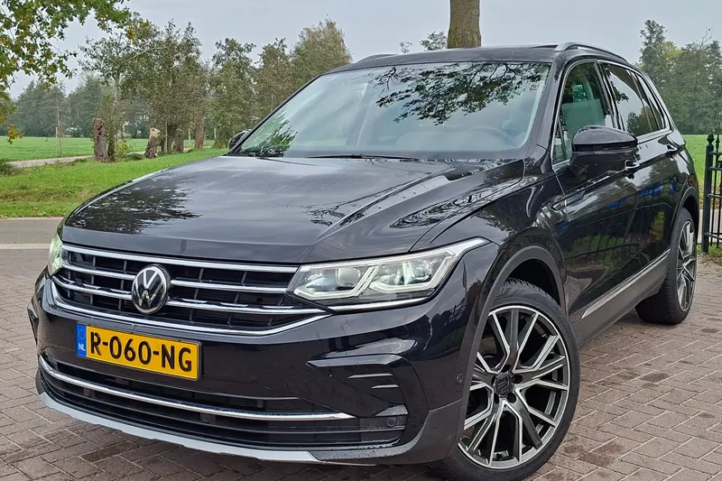 Volkswagen Tiguan (2022)