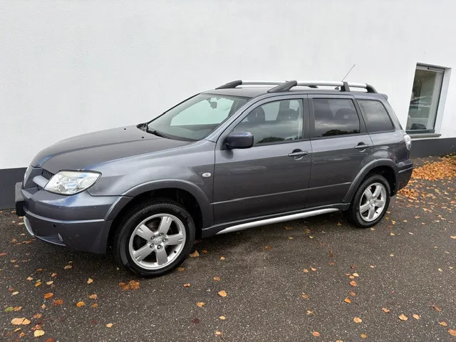 Mitsubishi Outlander (2007) — foto 1