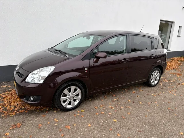 Toyota Verso (2007) — foto 1