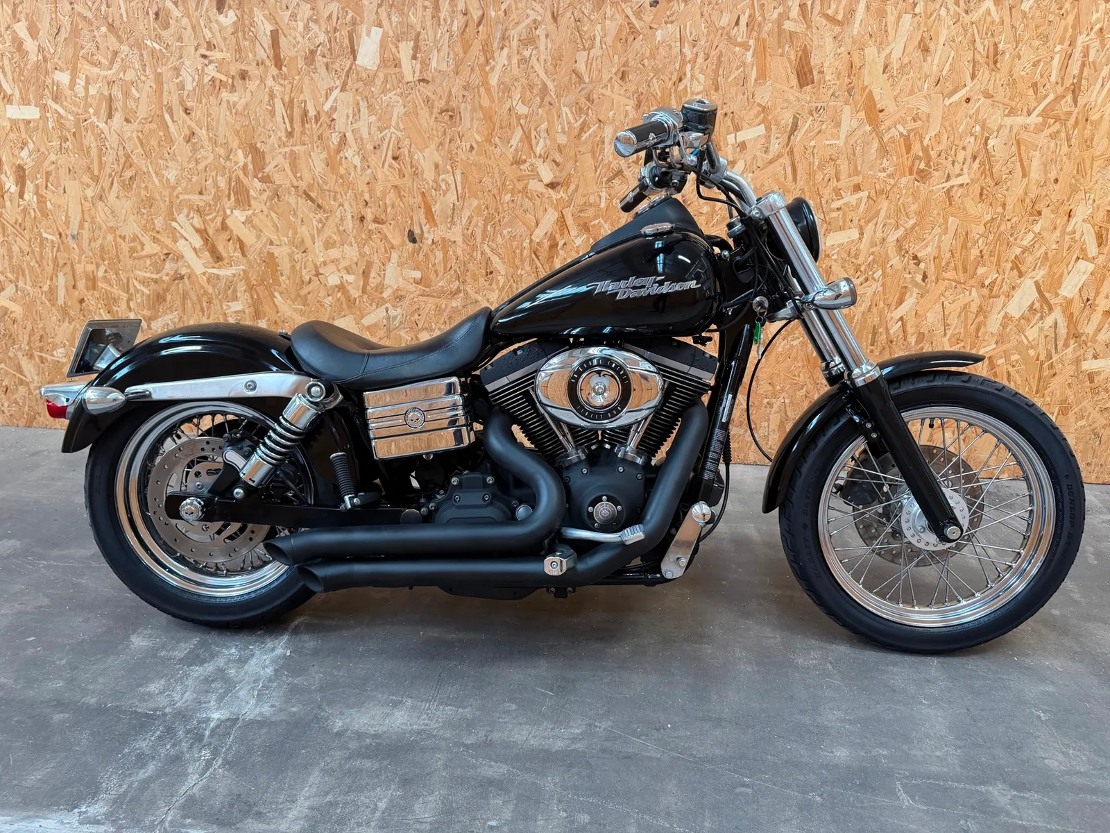 Harley-Davidson Street Bob (2007) — foto 1